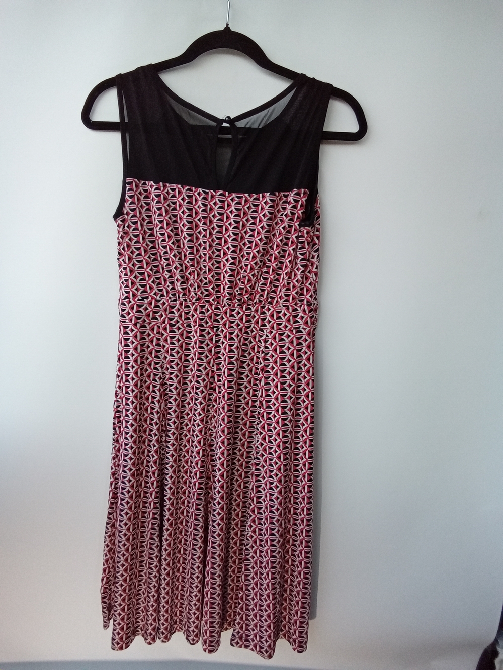 ENFOCUS STUDIO Geometric Mesh Keyhole Sleeveless A-Line Dress Size M